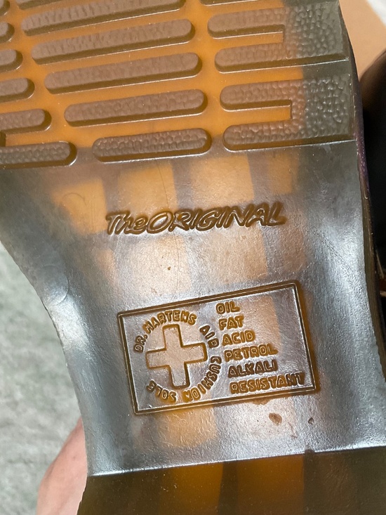 Dr. Martens Mary Jane sz8 like new - Picture 8 of 8